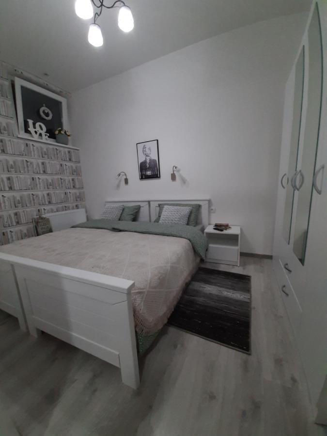 Apartment Carev Dvor Vrdnik
