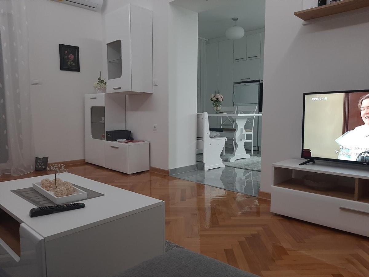 Carev Dvor Apartment *